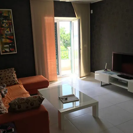 Modern Fabulous Duplex *